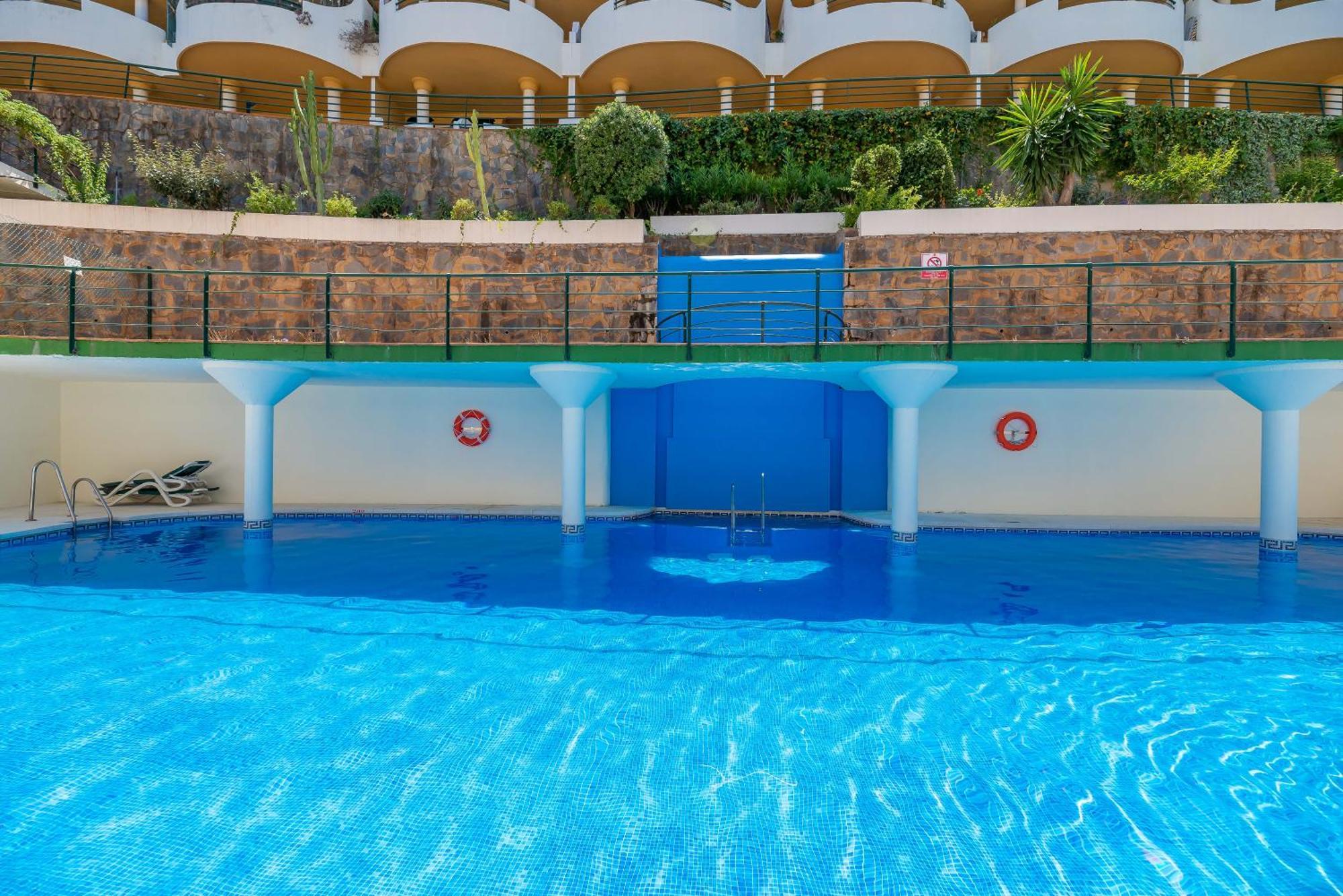 Apartamento Elegant 2 Bdrm Penthouse With Bbq And Pools Marbella Exterior foto