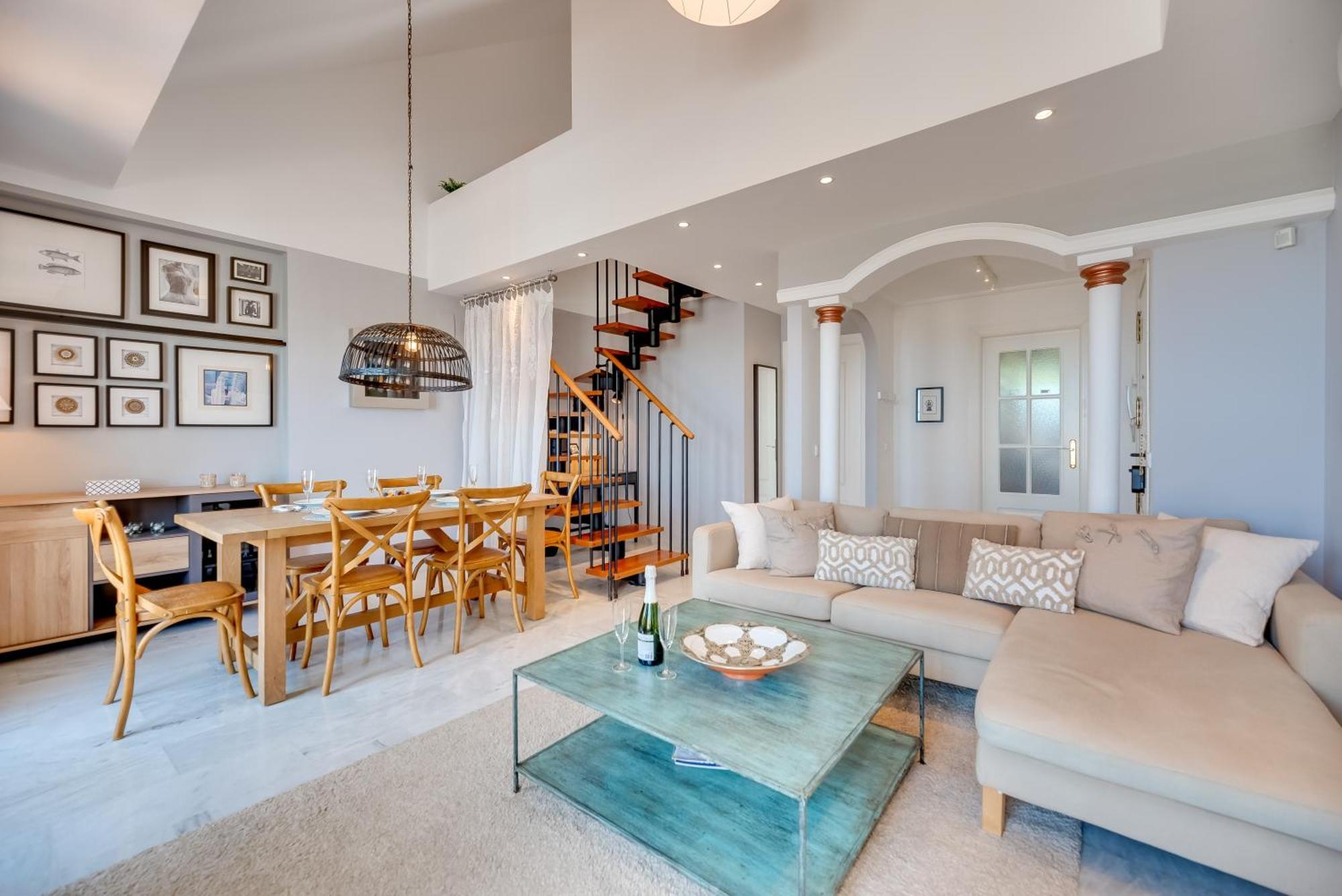 Apartamento Elegant 2 Bdrm Penthouse With Bbq And Pools Marbella Exterior foto